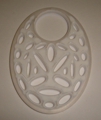 foto - OVALE TRAFORATO BIANCO EFFETTO GHIACCIO