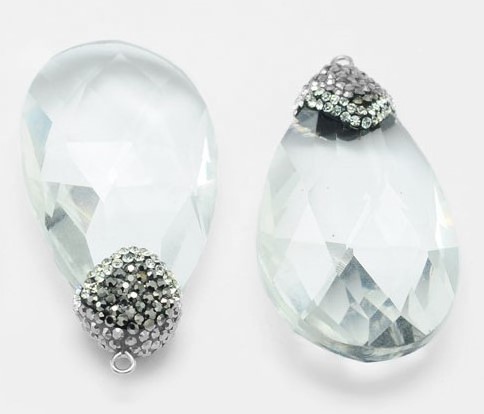 pendente a goccia in vetro con strass alla base 