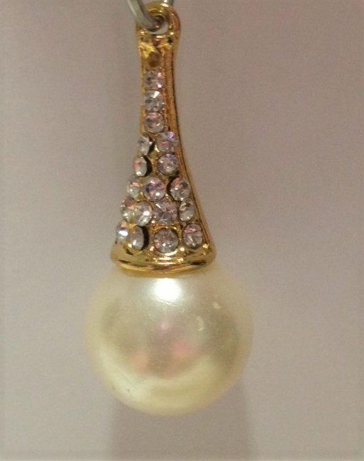 pendente color oro nikel free con perla e strass