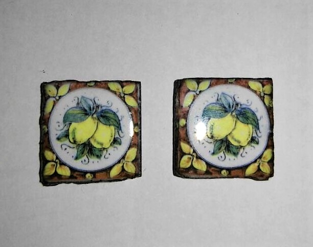 piastrella in pietra lavica con limoni