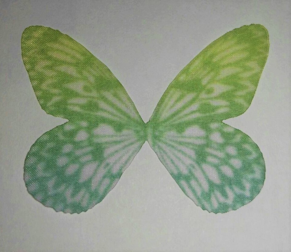 farfalla in organza misura 50x35 mm VERDE E BIANCA