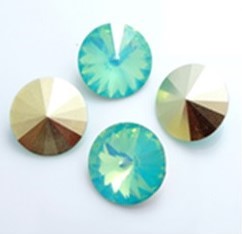 cabochon tondo in resina misura 10 mm VERDE OPALE