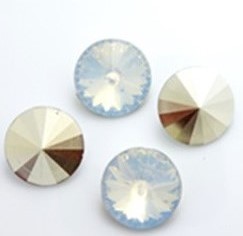 cabochon tondo in resina misura 10 mm  BIANCO OPALE