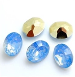 cabochon ovale in resina misura 13x18 mm AZZURRO OPALE