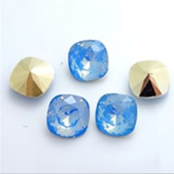 cabochon quadrato in resina misura 12x12 mm  AZZURRO OPALE